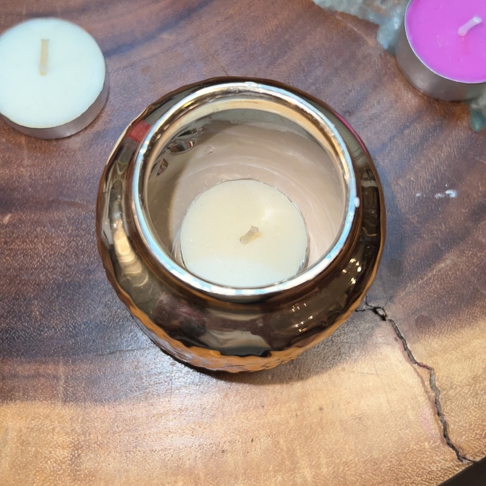 Rose gold bronze Tea candle holder 3 tea candles flower design for candlelight​ - Picture 3 of 6